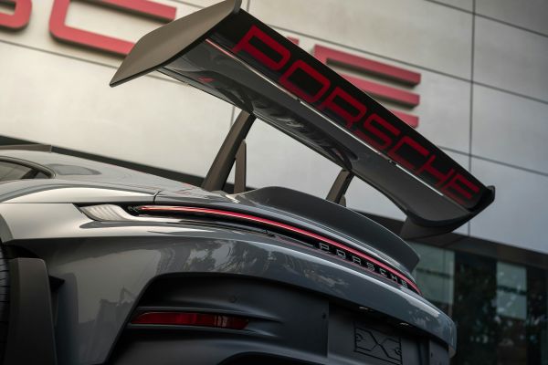 Guida completa per trovare ricambi Porsche facilmente